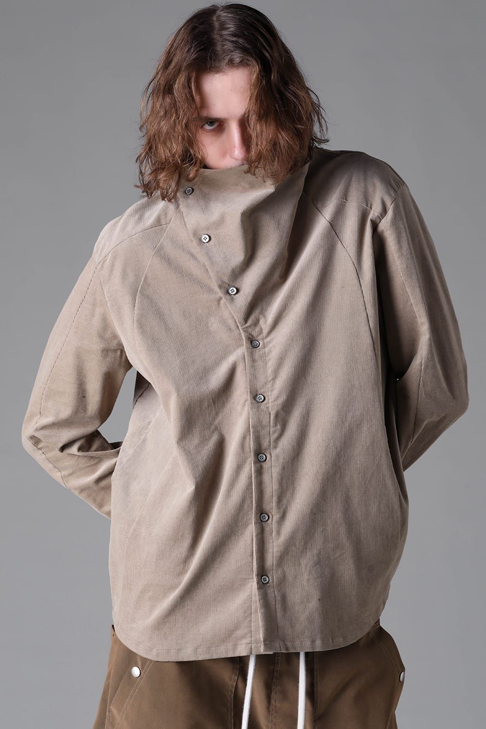 《2026AW先行予約》Fluid Corduroy High Neck Shirts"Black / Beige" /  フルイドコーデュロイ ハイネックシャツ"ブラック/ベージュ"