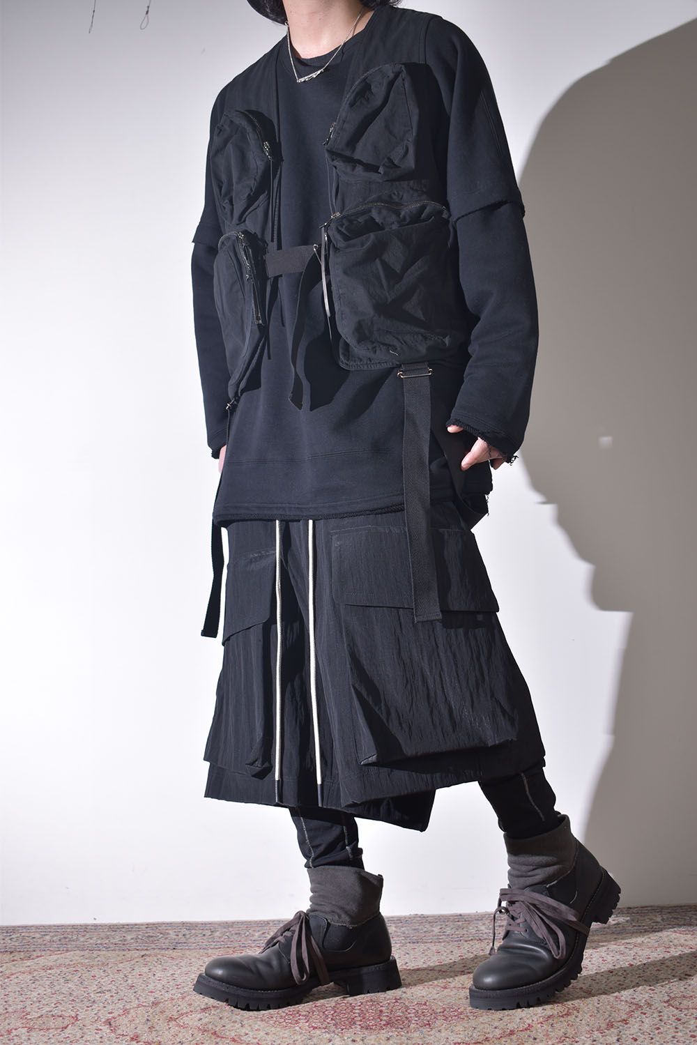 どんなトップスにも合わせられるベスト