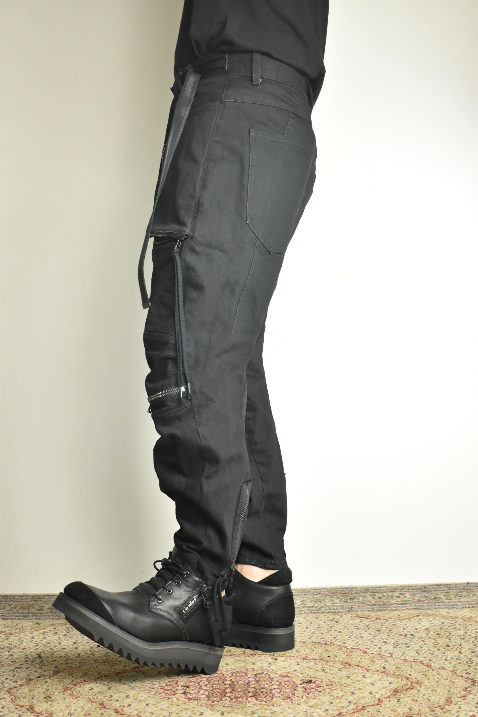 Stretch Denim Knee-Open Cropped Pants"Black" / ストレッチデニムニーオープンクロップドパンツ"ブラック"