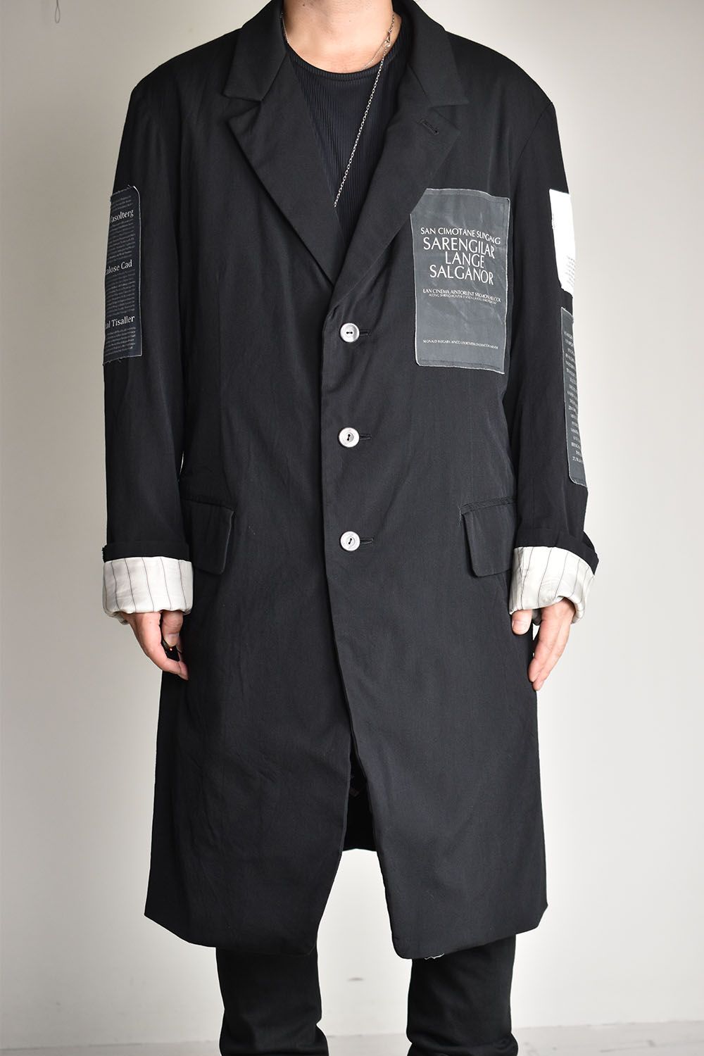 OVERSIZED LONG JACKET w/PRINTED PATCHES"Black"/プリントパッチオーバーサイズロングジャケット"ブラック"