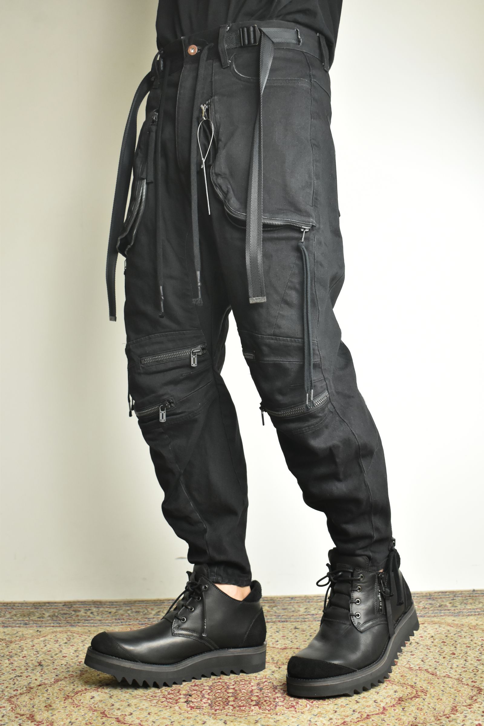 Stretch Denim Knee-Open Cropped Pants"Black" / ストレッチデニムニーオープンクロップドパンツ"ブラック"