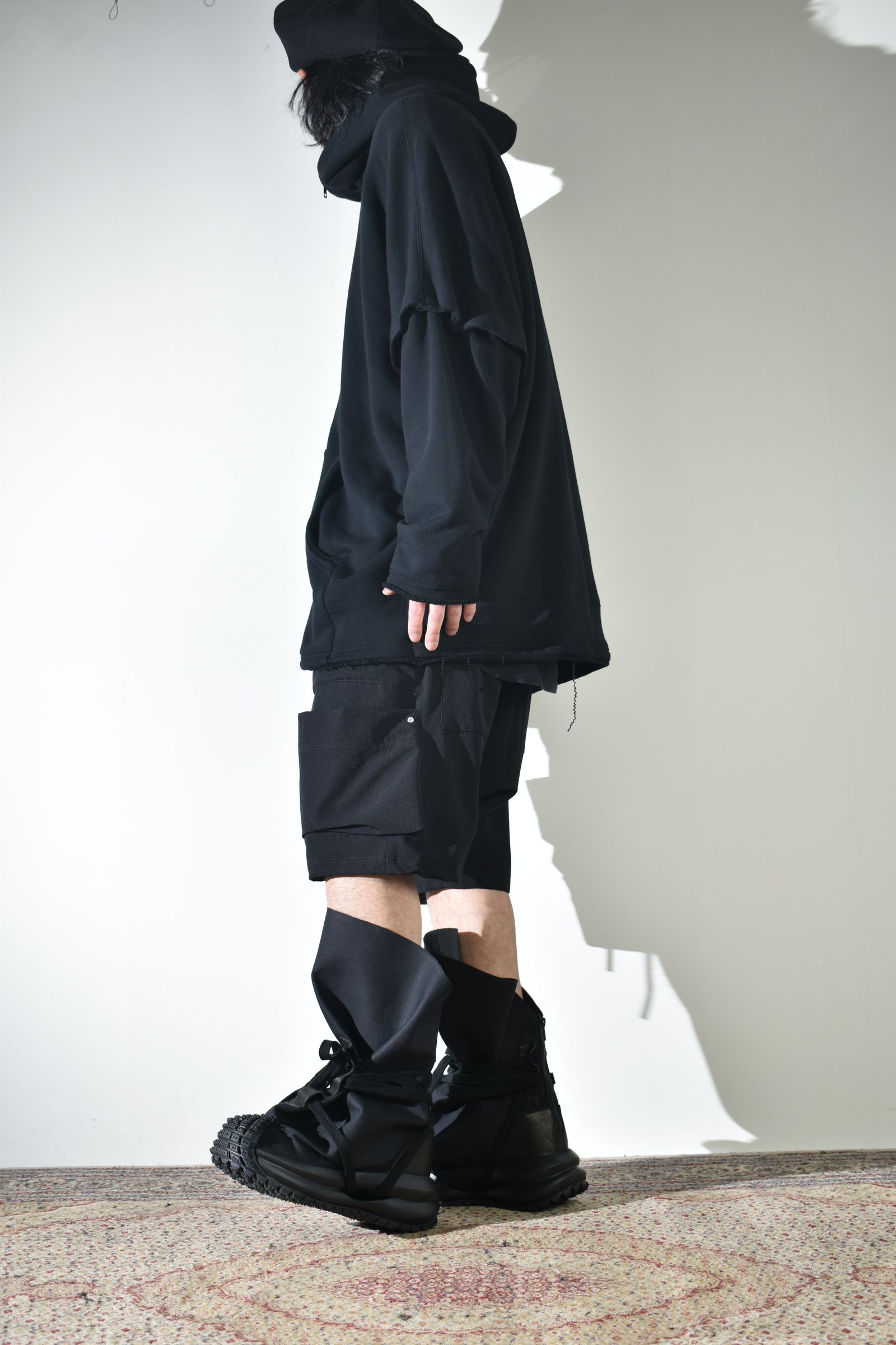 2Wayで着られる着用シーズンの長いスウェット