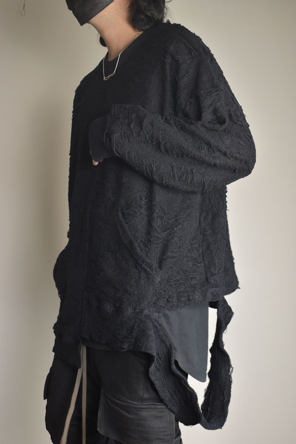 Damage Pile Arymmetry Crew Neck Top"Black" / ダメージパイル アシンメトリークルーネックトップ"ブラック"