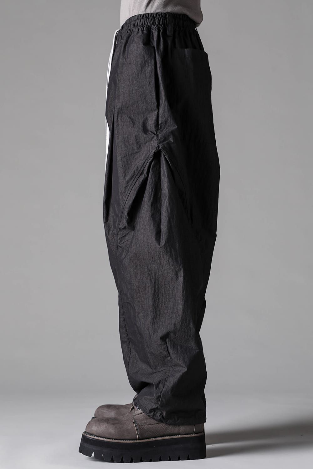 《2027SS先行予約》Cotton Nylon Side Tuck Tapared Pants"Black" / コットンナイロンサイドタックテーパードパンツ"ブラック"