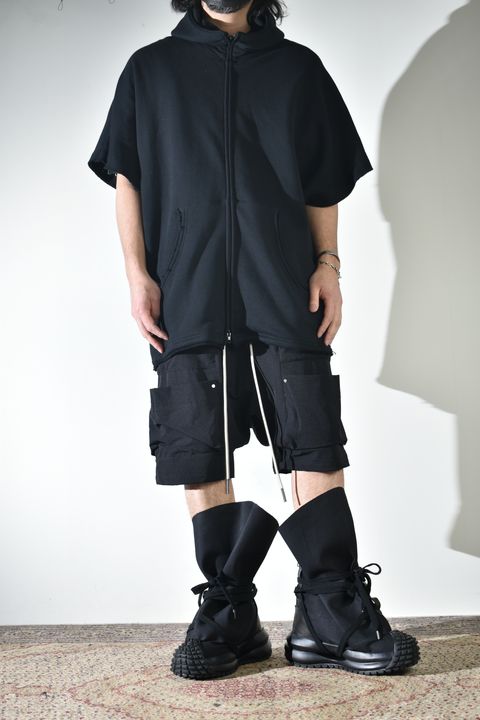 2Wayで着られる着用シーズンの長いスウェット