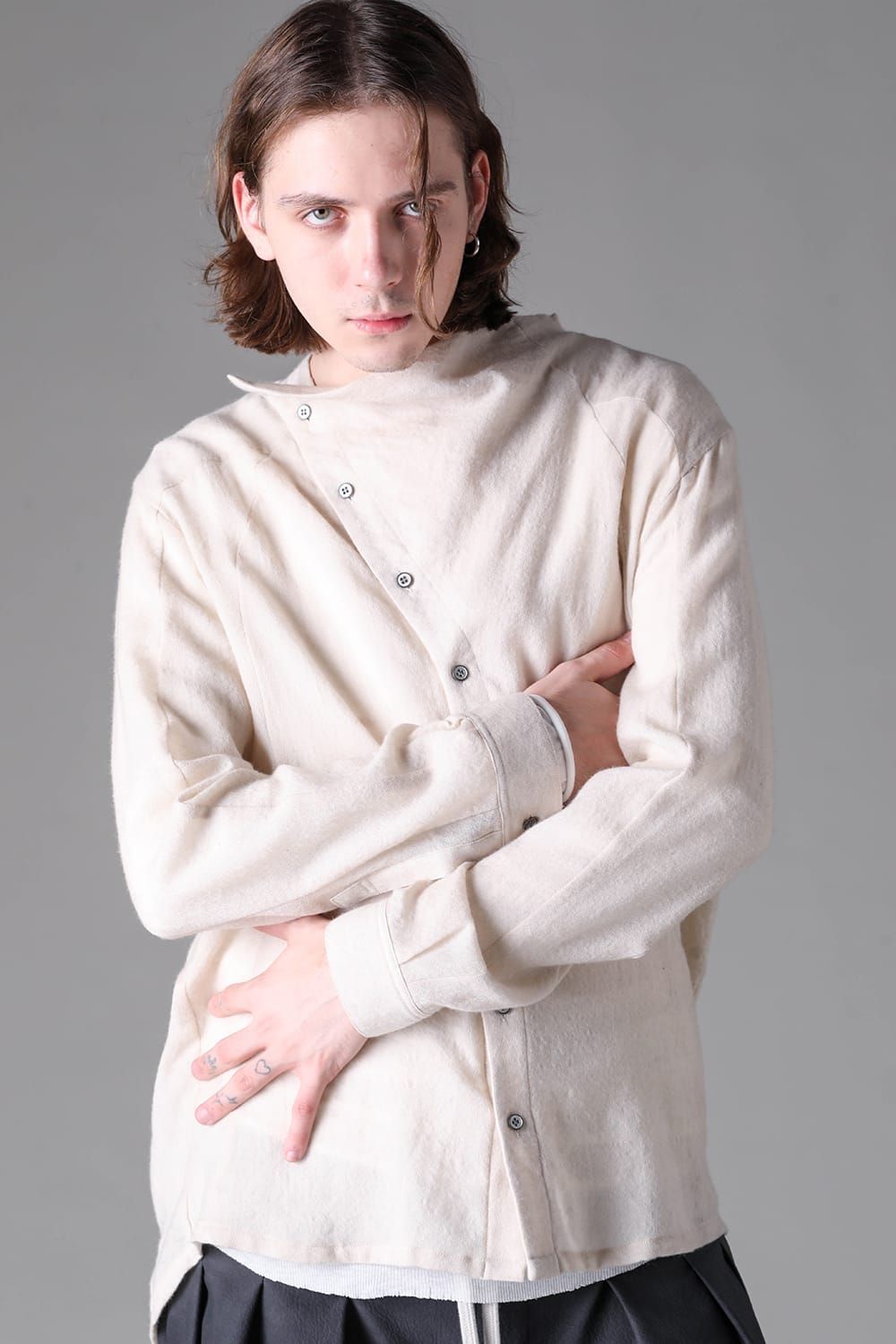 《2026AW先行予約》Fluid  High Neck Shirts"Black / Ivory" /  フルイド ハイネックシャツ"ブラック/アイボリー"