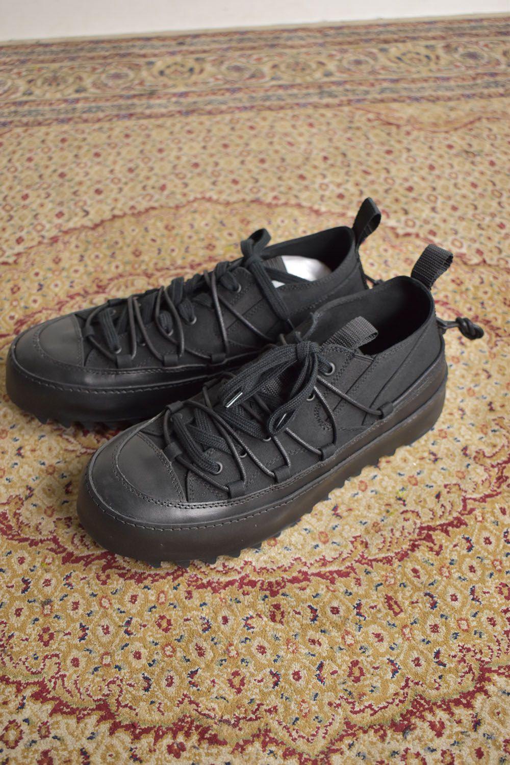 Double Lace Up Shark Sole Sneaker"Black" / ダブルレースアップ シャークソールスニーカー"ブラック"