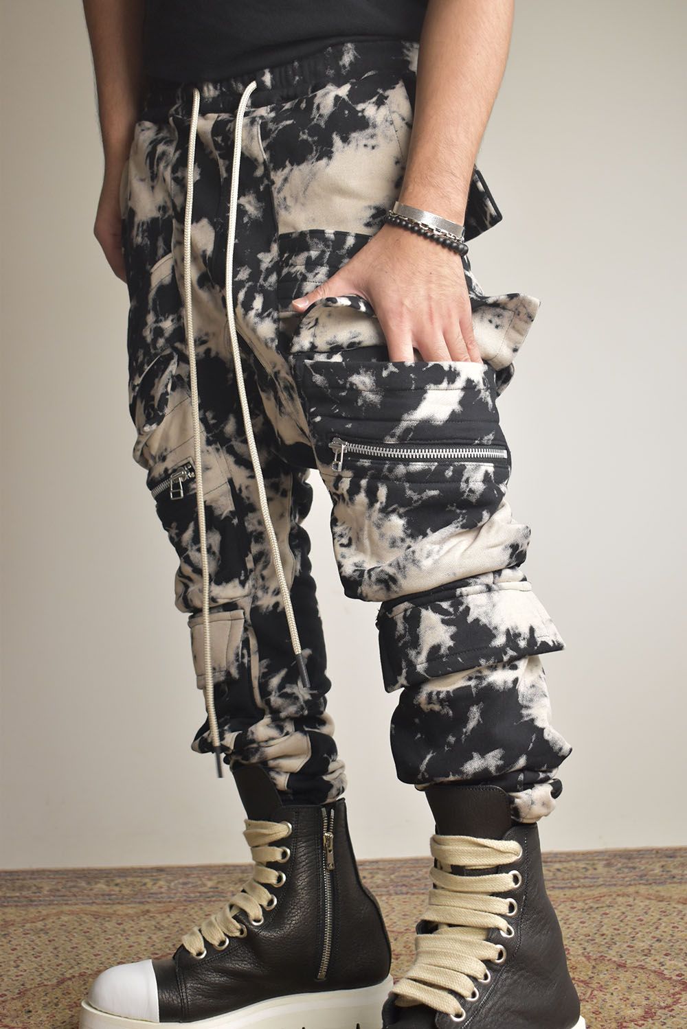 Discharge Pinting Belt Cargo Sarouel Jogger"Black×Ivory" /ディスチャージプリントベルトカーゴサルエルジョガー"ブラック×アイボリー"