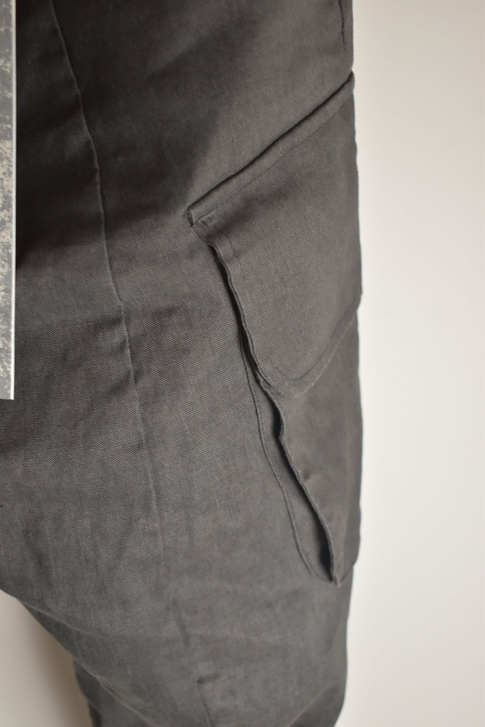 Asymmetrical Cargo Pants"Charcoal Grey" / アシンメトリーカーゴパンツ"チャコールグレー"