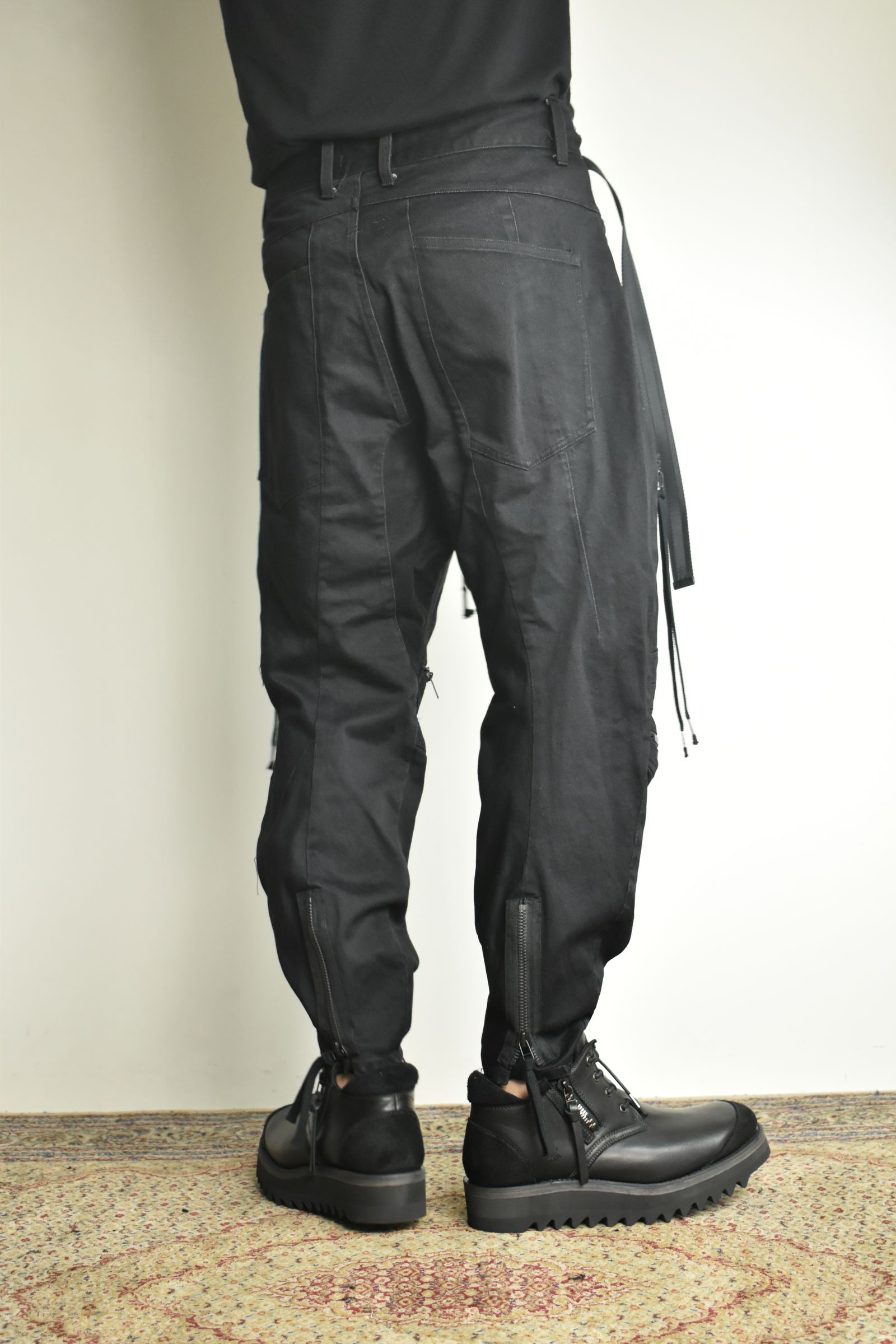 Stretch Denim Knee-Open Cropped Pants"Black" / ストレッチデニムニーオープンクロップドパンツ"ブラック"