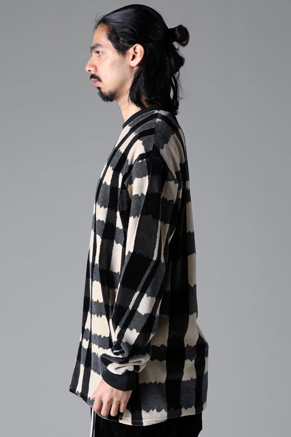 《2025AW先行予約》Checked Pattern Crew Neck Pullover"Black×Grey×Ivory" / チェックパターンクルーネックプルオーバー"ブラック×グレー×アイボリー"