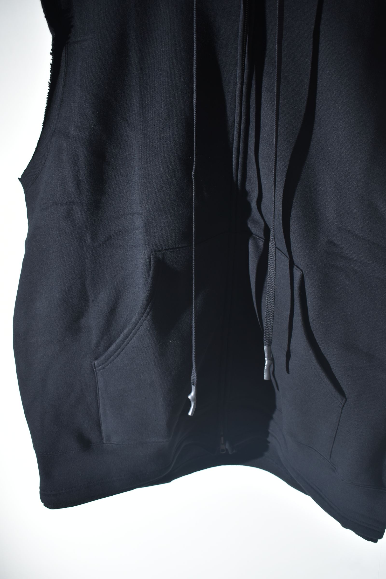 Over Size Sleeve Less Zip Up Parker"Black" / オーバーサイズスリーブレスジップアップパーカー"ブラック"