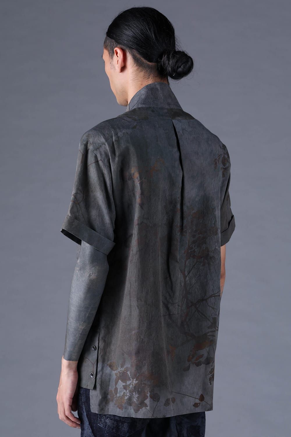 《2027SS先行予約分》Inkjet-Printed Shawl-Collar S/S Shirt "Charcoal" / インクジェットプリントショールカラーショートスリーブシャツ"チャコール"