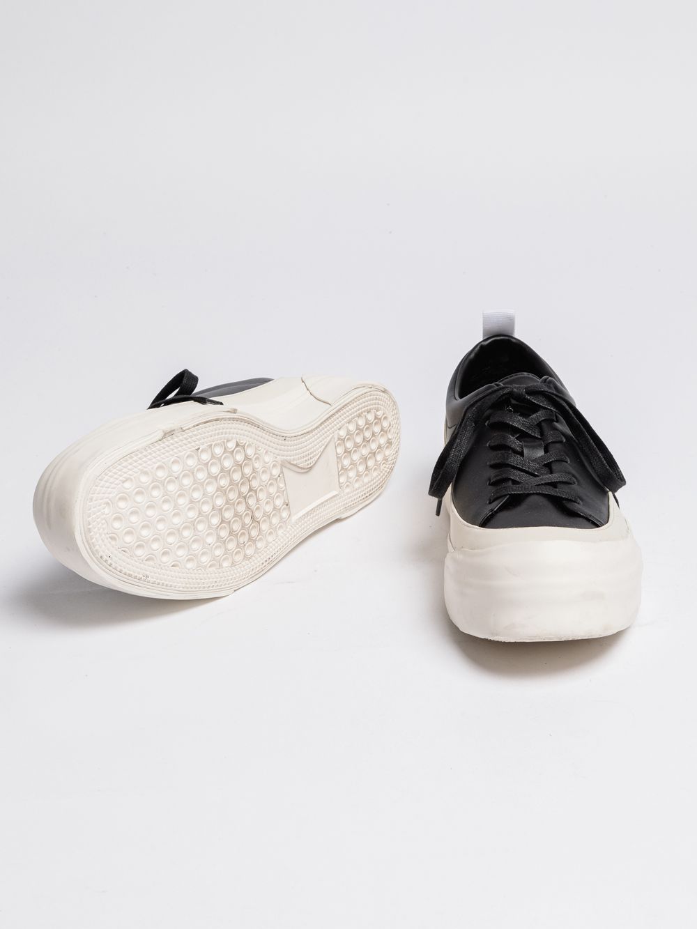 Low Cut Leather Sneakers"Black/White"/ローカットレザースニーカー"ブラック/ホワイト"