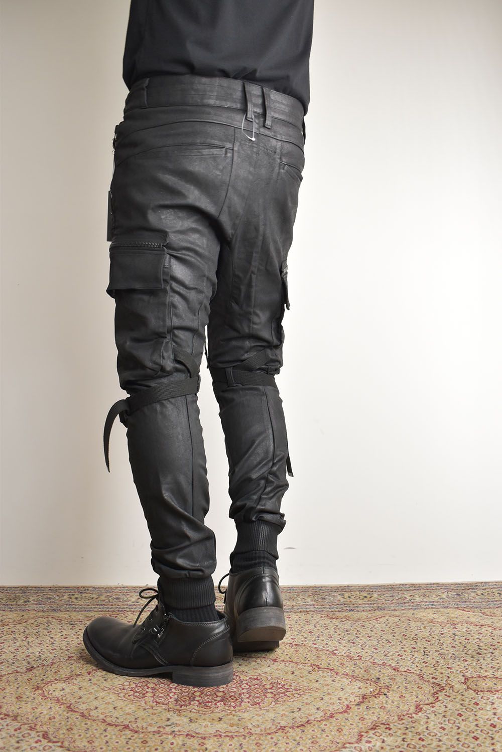 Product-Coated Jersey-Like Denim Cargo Jog Pants"Black" / 製品コーティングジャージーライクデニムカーゴジョグパンツ"ブラック"