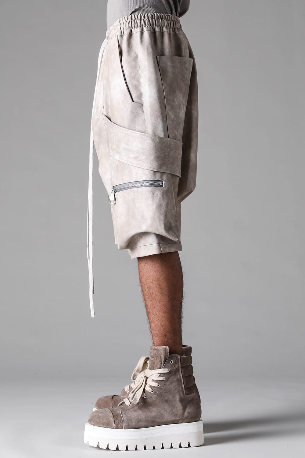 《2027SS先行予約》Vegan Leather Belt Cargo Sarrouel Shorts"Black / L.Beige" / ヴィーガンレザーベルトカーゴサルエルショーツ"ブラック / ライトベージュ"