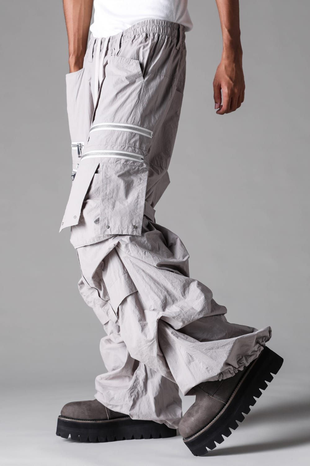 《2027SS先行予約》Cargo Tuck Wide Pants "Black / L.Grey" / カーゴタックワイドパンツ"ブラック/ライトグレー"