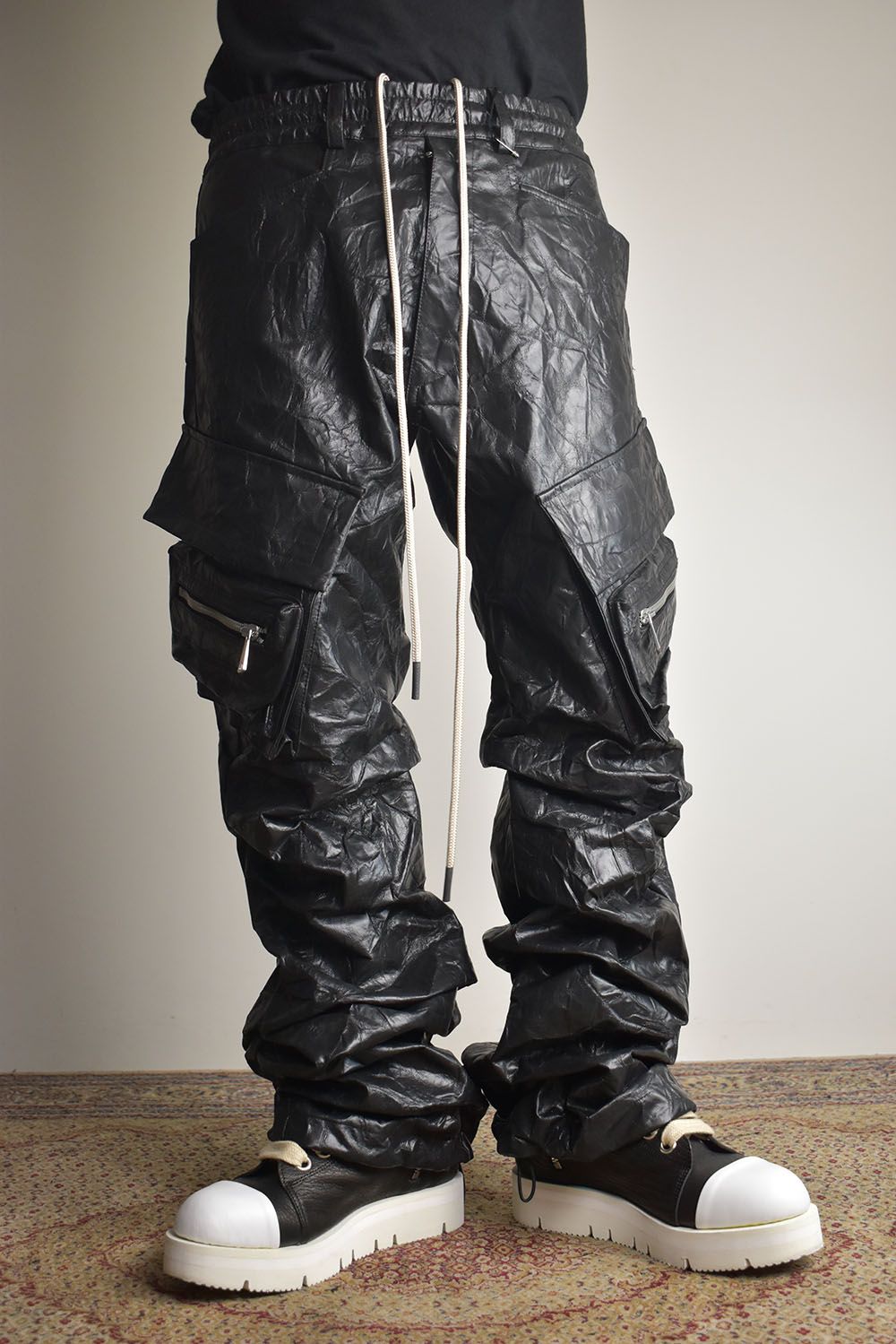 Washer Synthetic Leather Boots Cut Tuck Cargo Pants"Black " / ワッシャーシンセティックレザーブーツカットタックカーゴパンツ"ブラック"