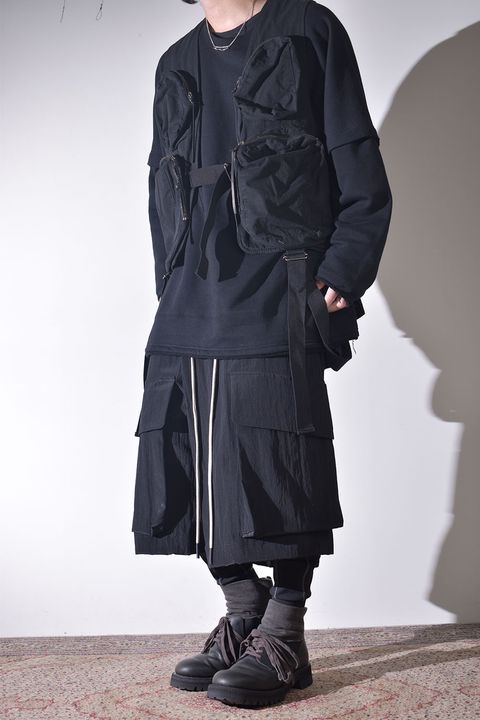 どんなトップスにも合わせられるベスト