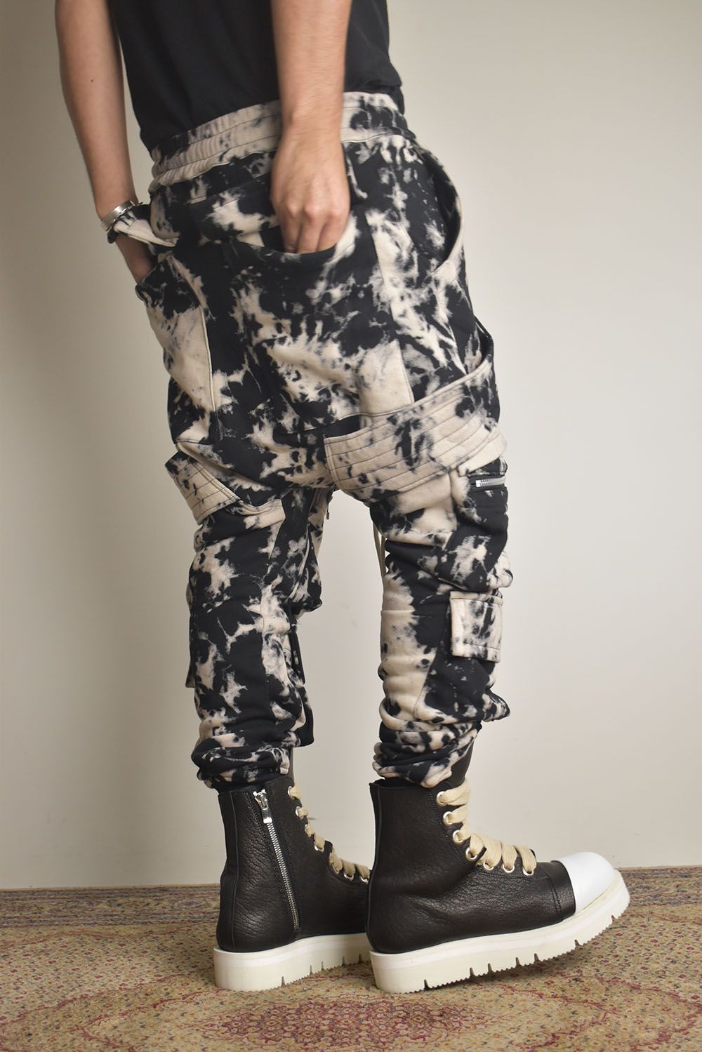 Discharge Pinting Belt Cargo Sarouel Jogger"Black×Ivory" /ディスチャージプリントベルトカーゴサルエルジョガー"ブラック×アイボリー"