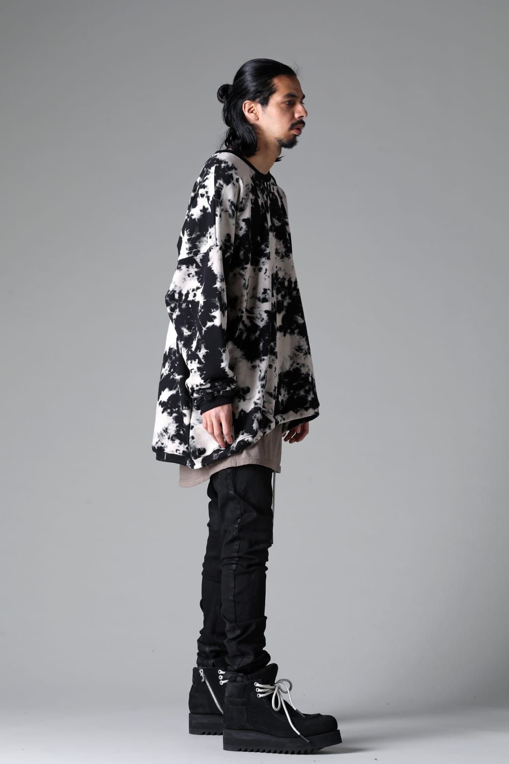 《2025AW先行予約》Discharge Pinting Jumbo Crew Neck Top"Black×Ivory" /ディスチャージプリントジャンボクルーネックトップ"ブラック×アイボリー"