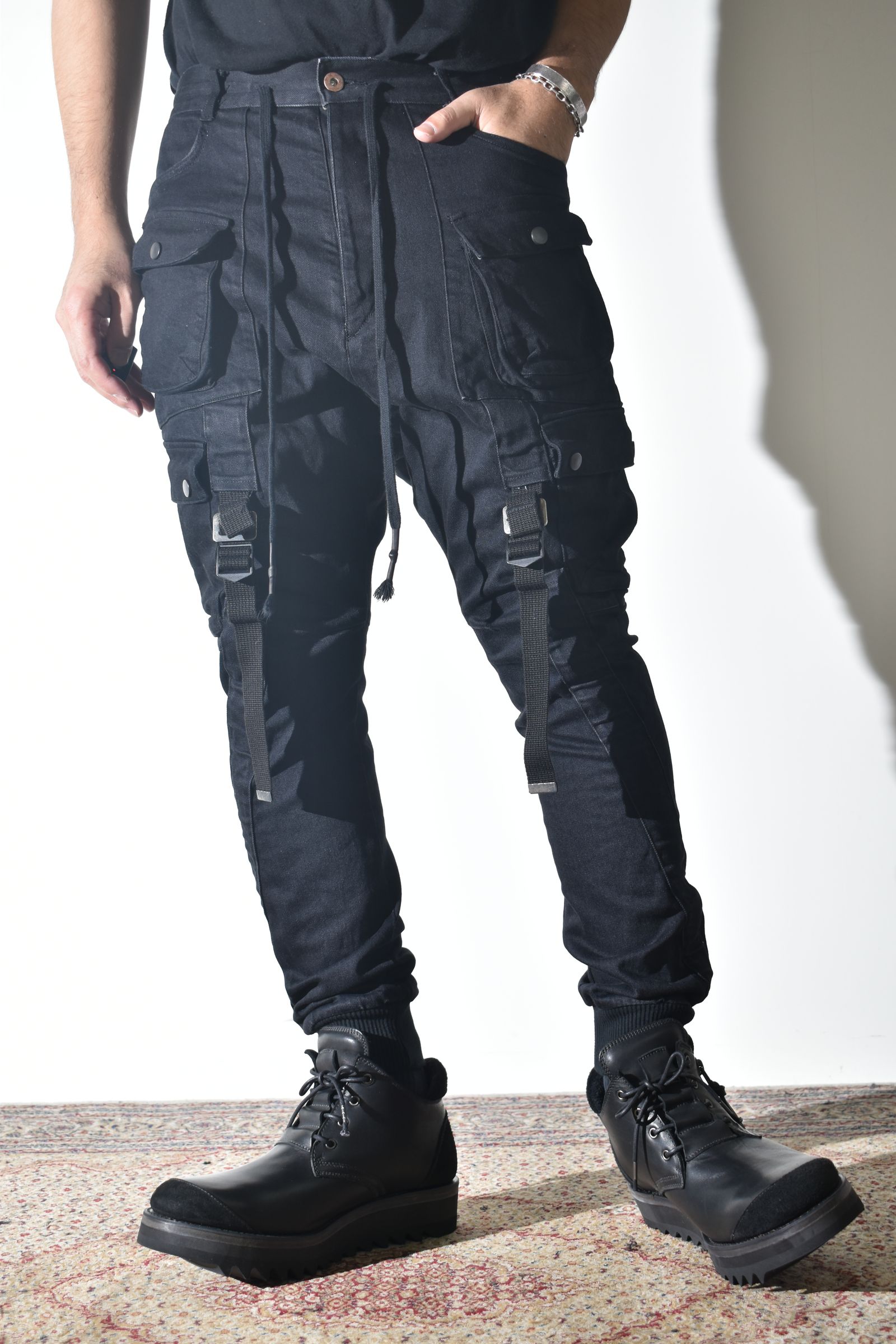 Stretch Denim Belt-Adjustable Cargo Jogger Pants"Black" / ストレッチデニムベルトアジャストカーゴジョグパンツ"ブラック"