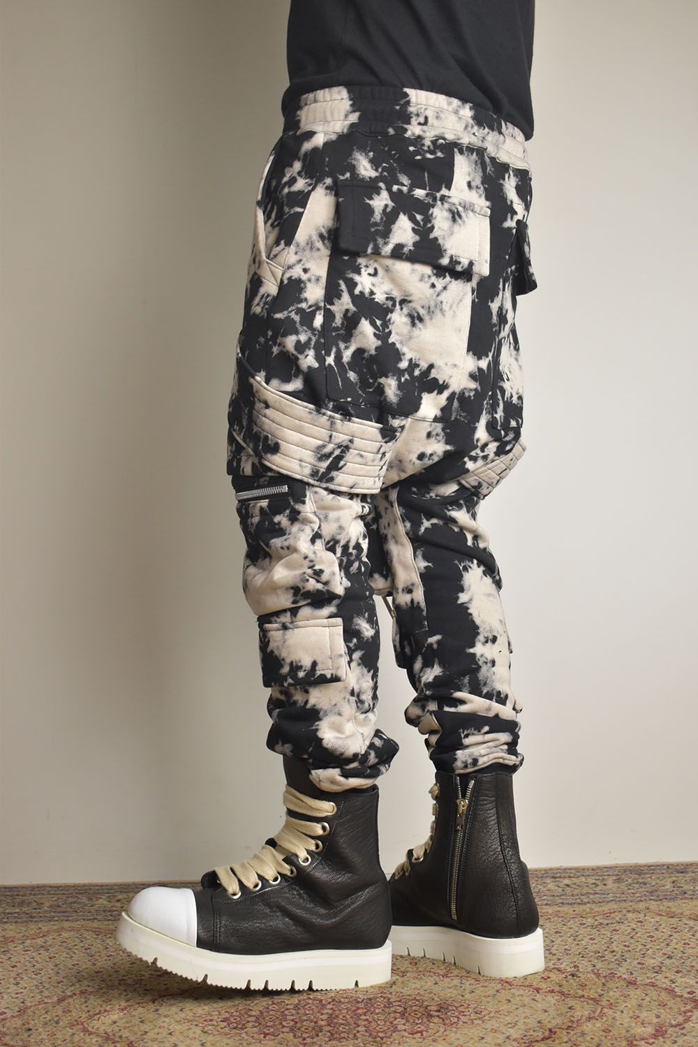 Discharge Pinting Belt Cargo Sarouel Jogger"Black×Ivory" /ディスチャージプリントベルトカーゴサルエルジョガー"ブラック×アイボリー"