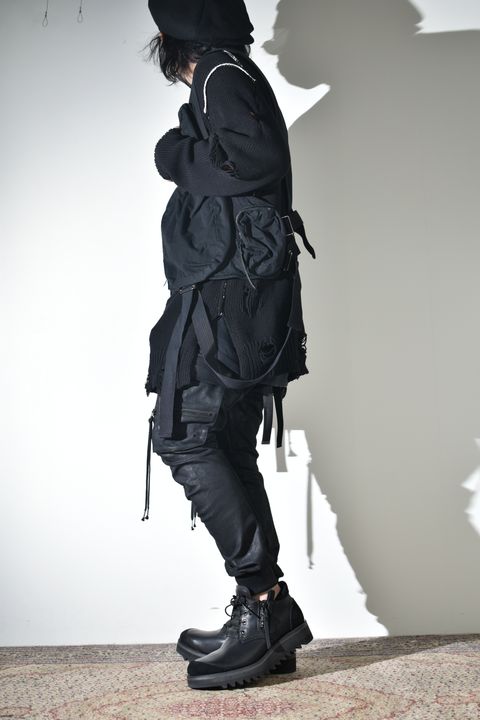 春ニット × ベスト