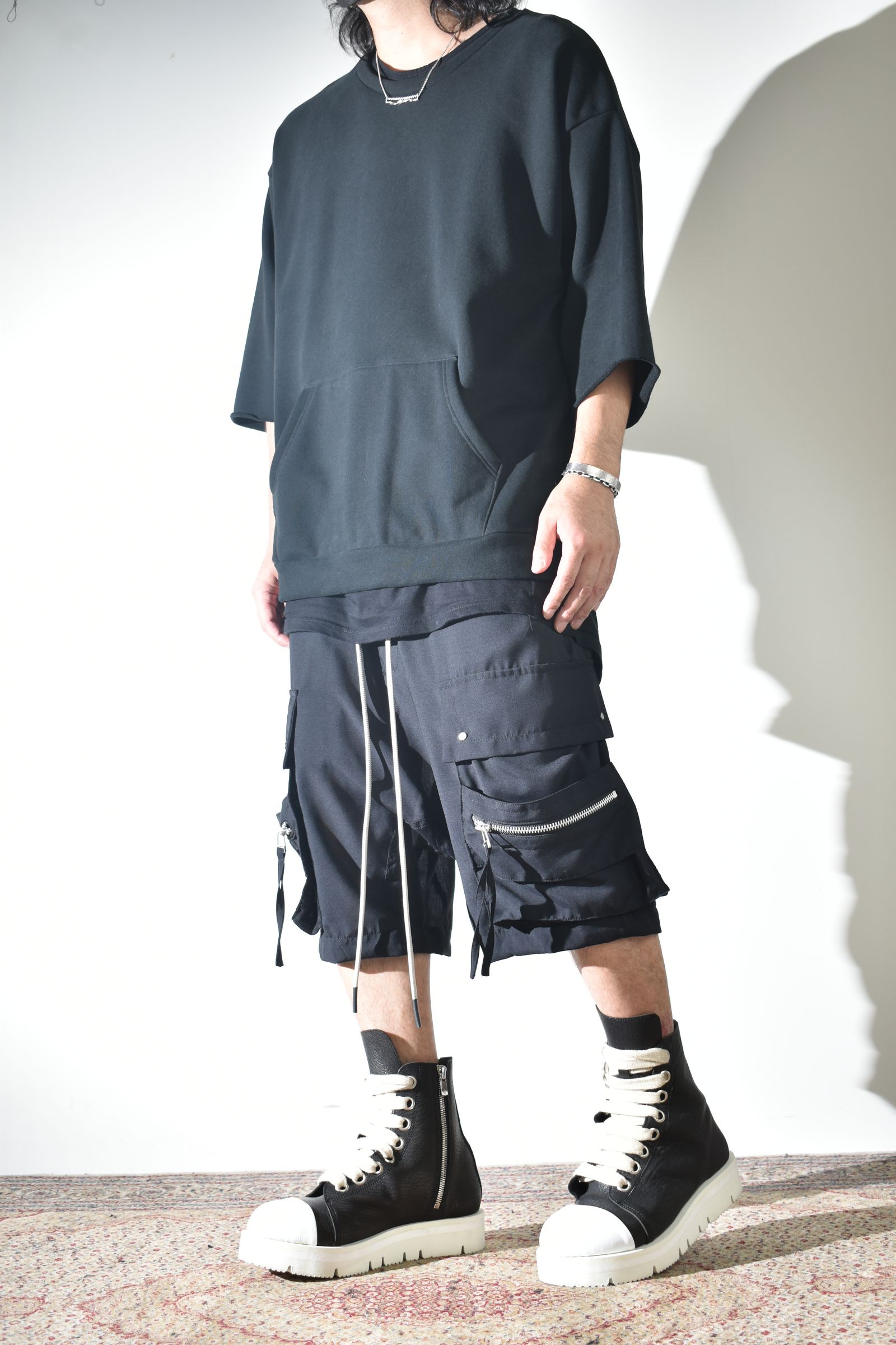 夏にも使えるスウェット