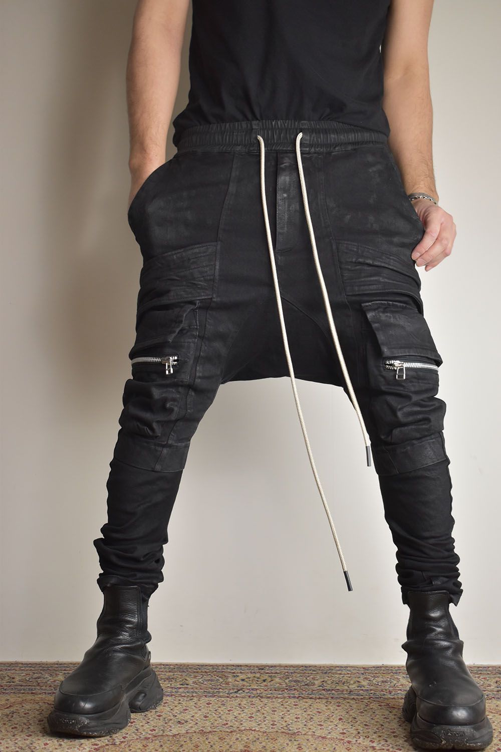 《2025AW先行予約》Denim Coating Cargo Sarouel Skinny"Black" / デニムコーティングカーゴサルエルスキニー"ブラック"