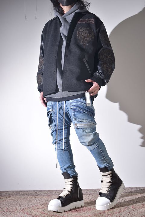 インディゴ × ピグメントグレー