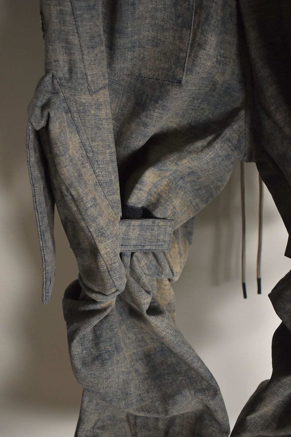 Blended Shades Denim Cargo Tuck Wide Pants"Steel Blue"/ ブレンデッドシェイドデニムカーゴタックワイドパンツ"スティールブルー"