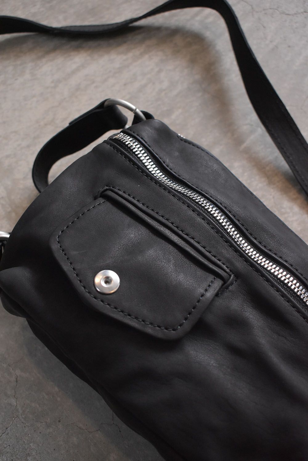Japan Calf Product Wash Rider's Succotch"Black" / ジャパンカーフ製品洗いライダースサコッシュ"ブラック"