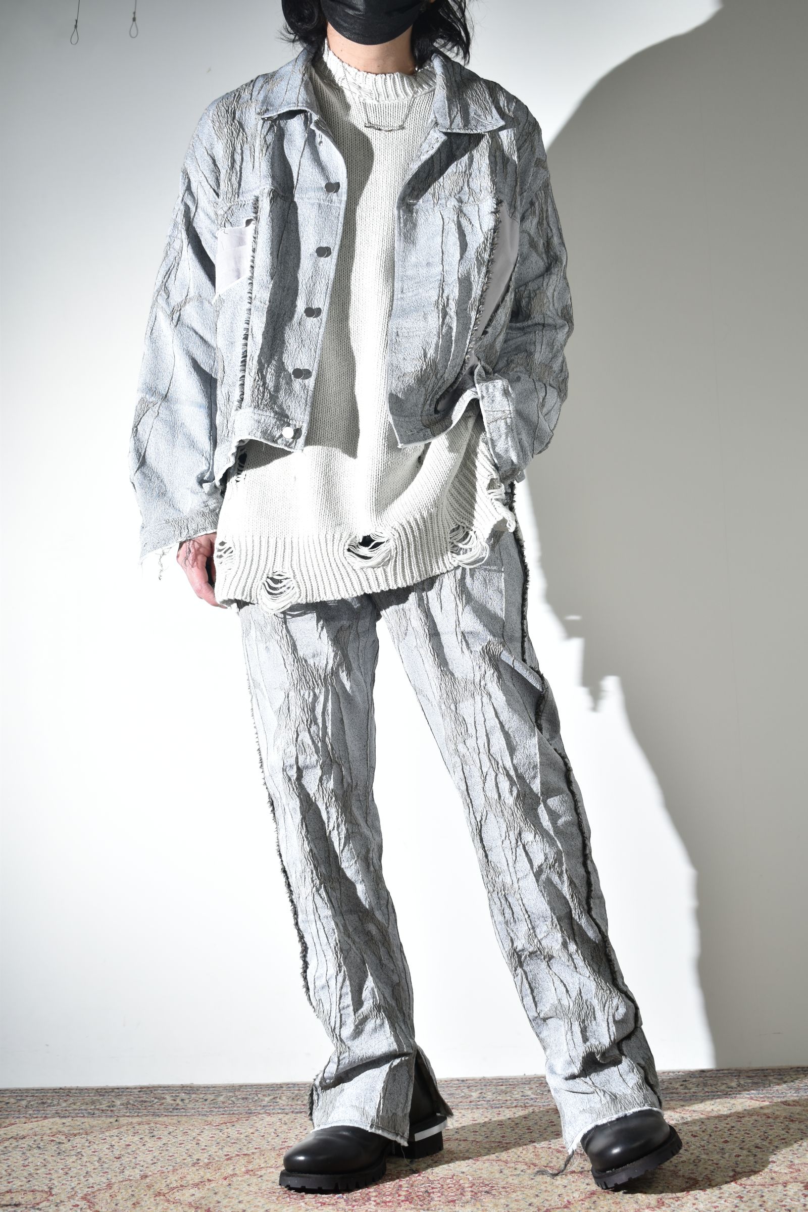 Licht Bestreben 2026SS クリーンな配色に退廃的にジャガードを施したセットアップ