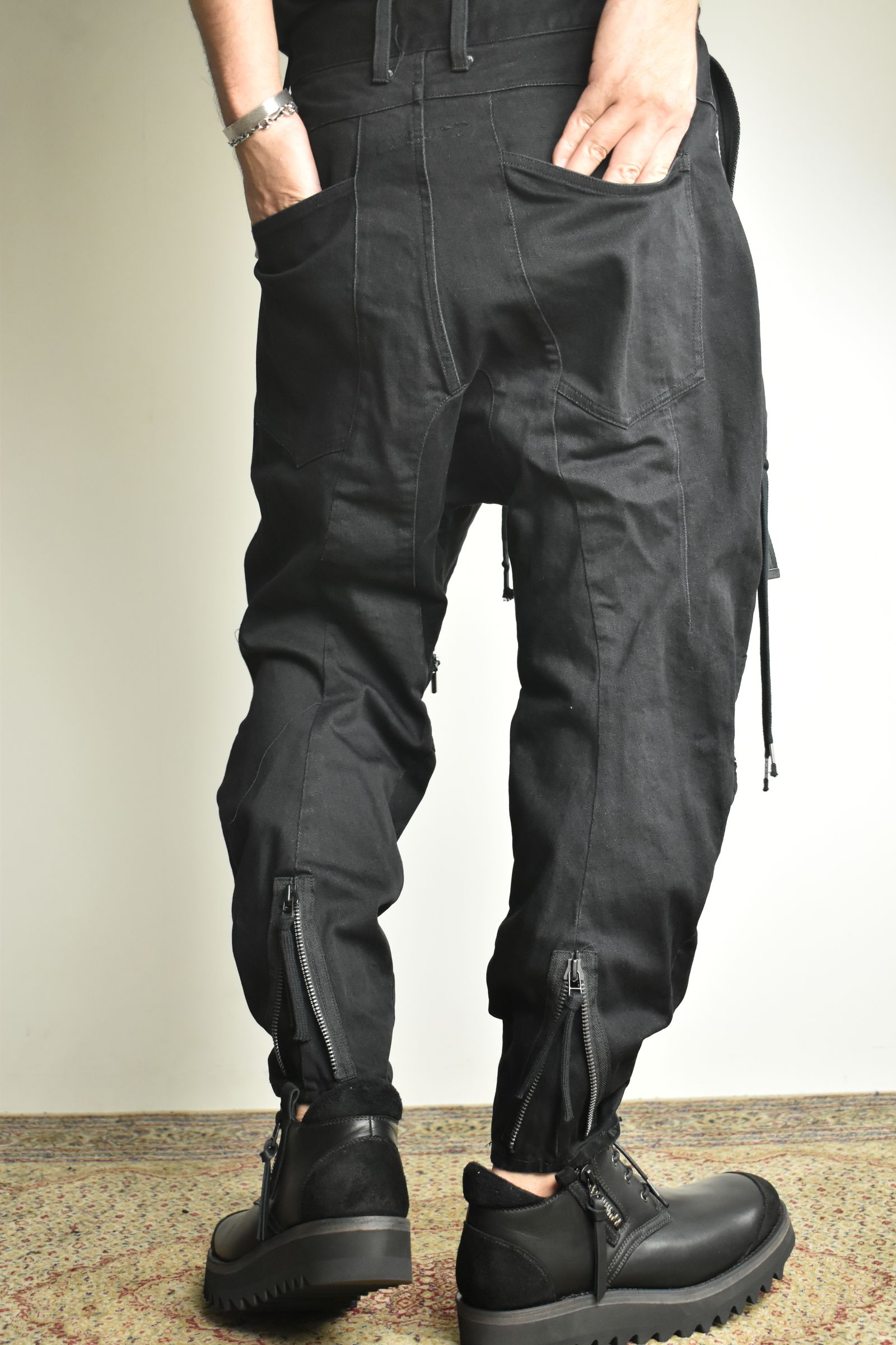 Stretch Denim Knee-Open Cropped Pants"Black" / ストレッチデニムニーオープンクロップドパンツ"ブラック"