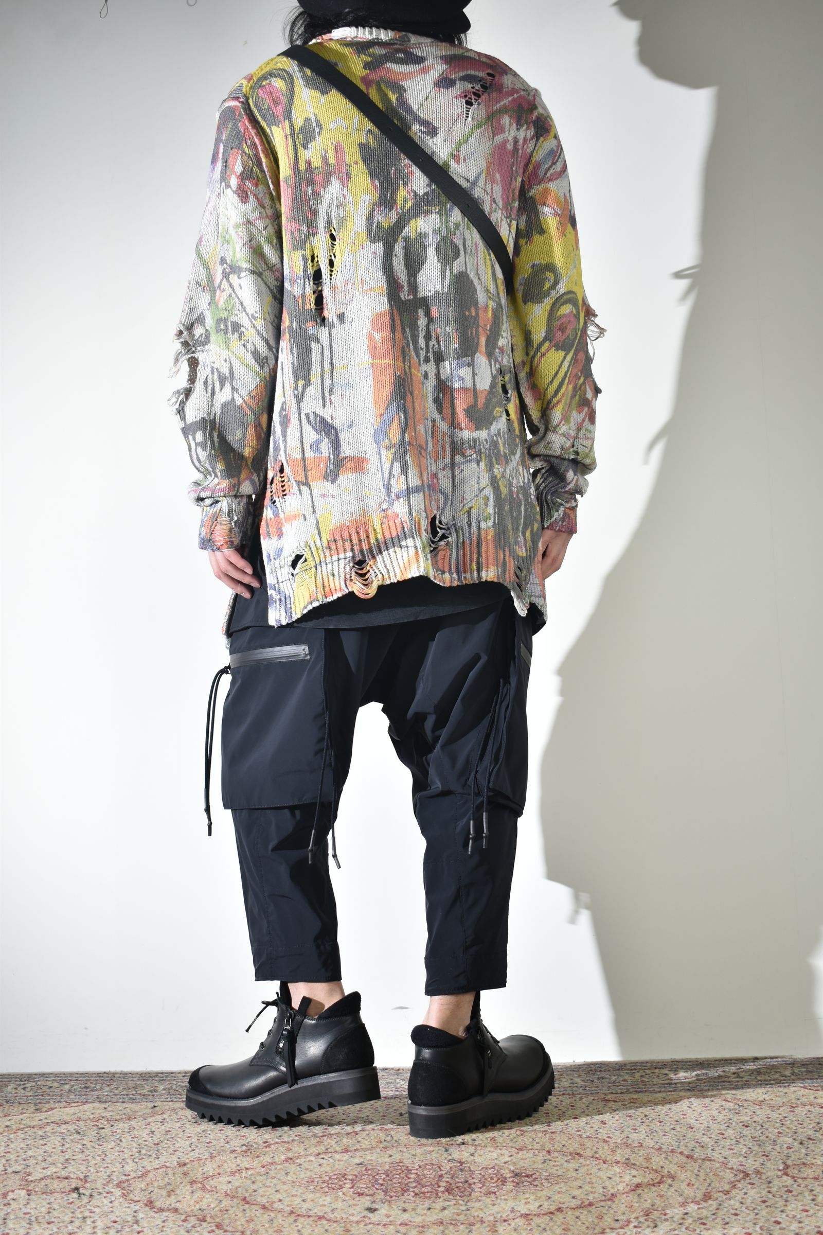 テクニカルなカーゴパンツ