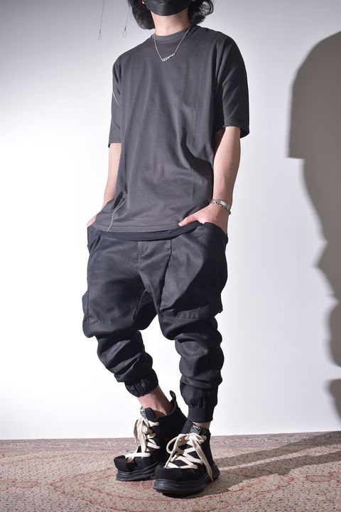 今期はハーフスリーブも展開