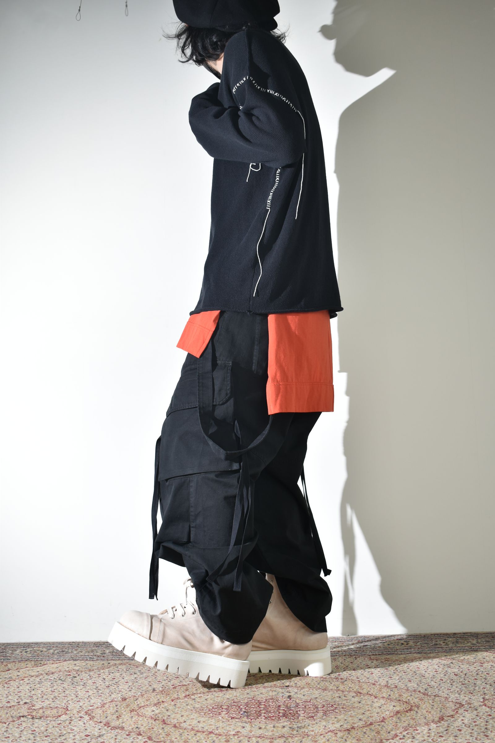 差し色とリラックスカジュアル