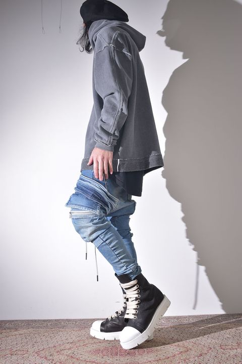 インディゴ × ピグメントグレー