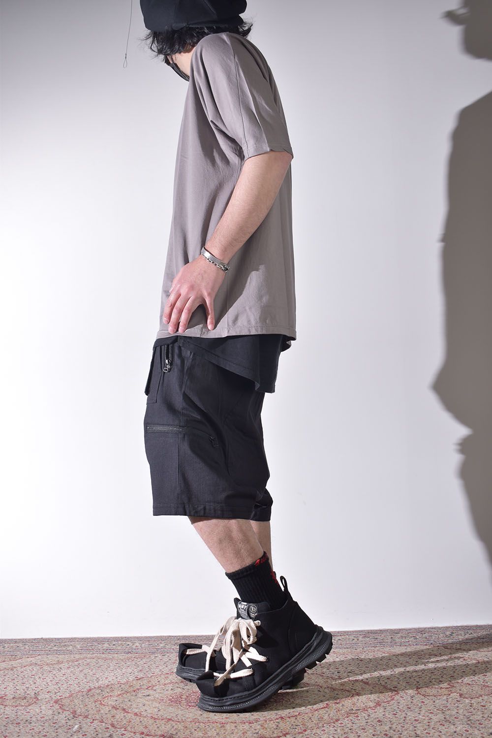 チェックシャツ×ショーツ