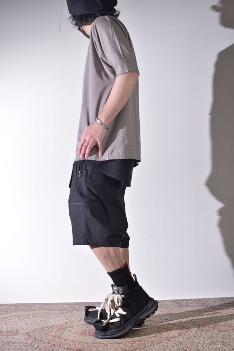 チェックシャツ×ショーツ