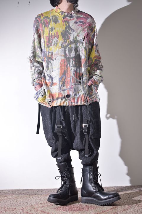 カラフルなプリントで楽しむ春ニット