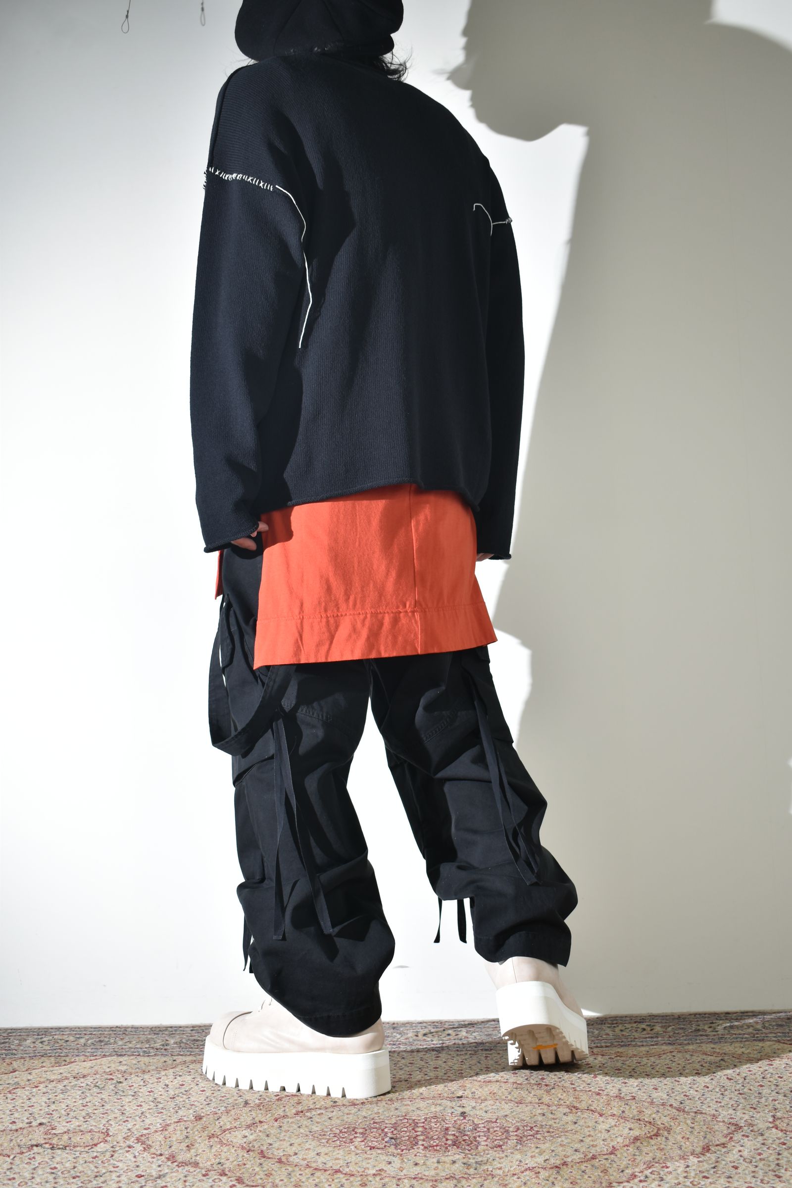 差し色とリラックスカジュアル