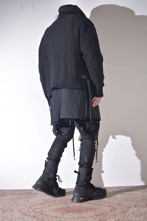 冬のニットジャケットスタイル