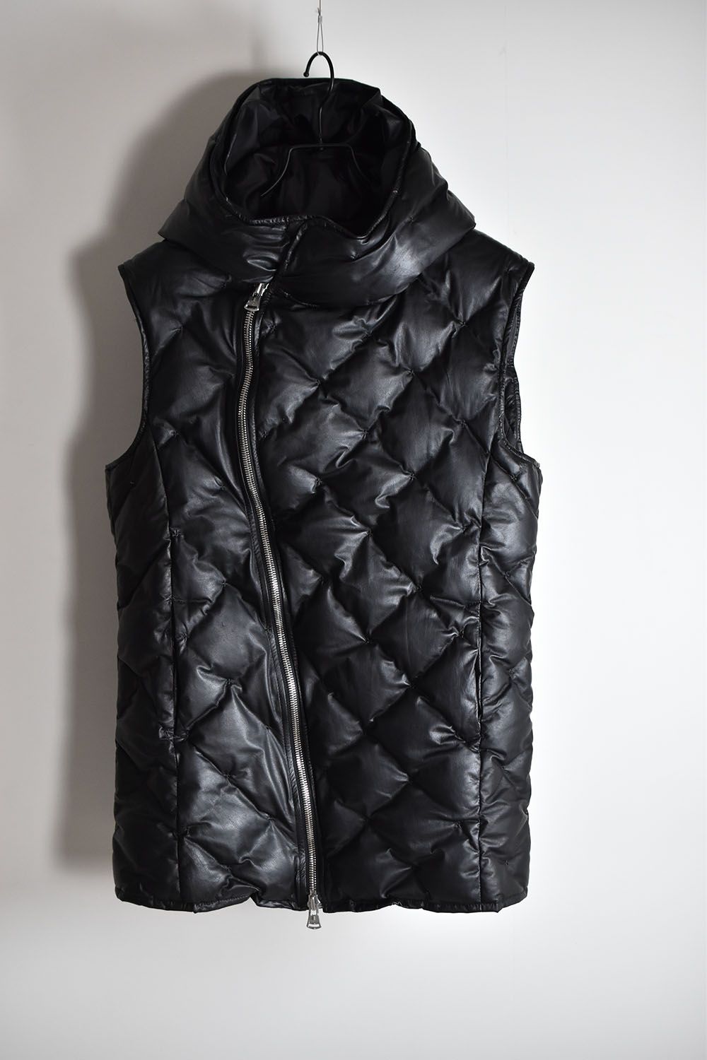 Kangaroo Polish White Goose Down Vest【SEMI-LONG】"Black"/カンガルーポリッシュホワイトグースセミロングダウンベスト"ブラック"