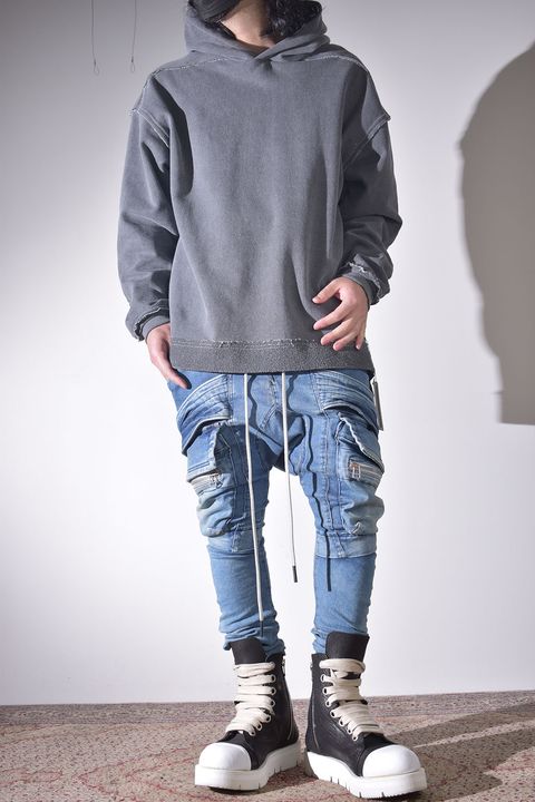 インディゴ × ピグメントグレー