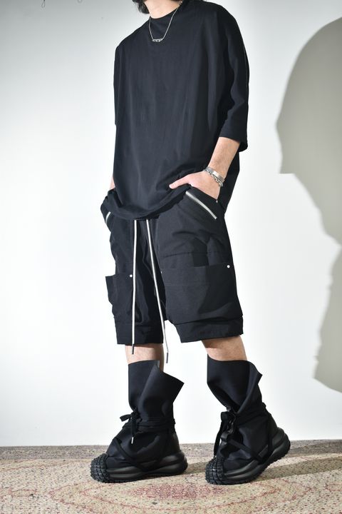 2Wayで着られる着用シーズンの長いスウェット