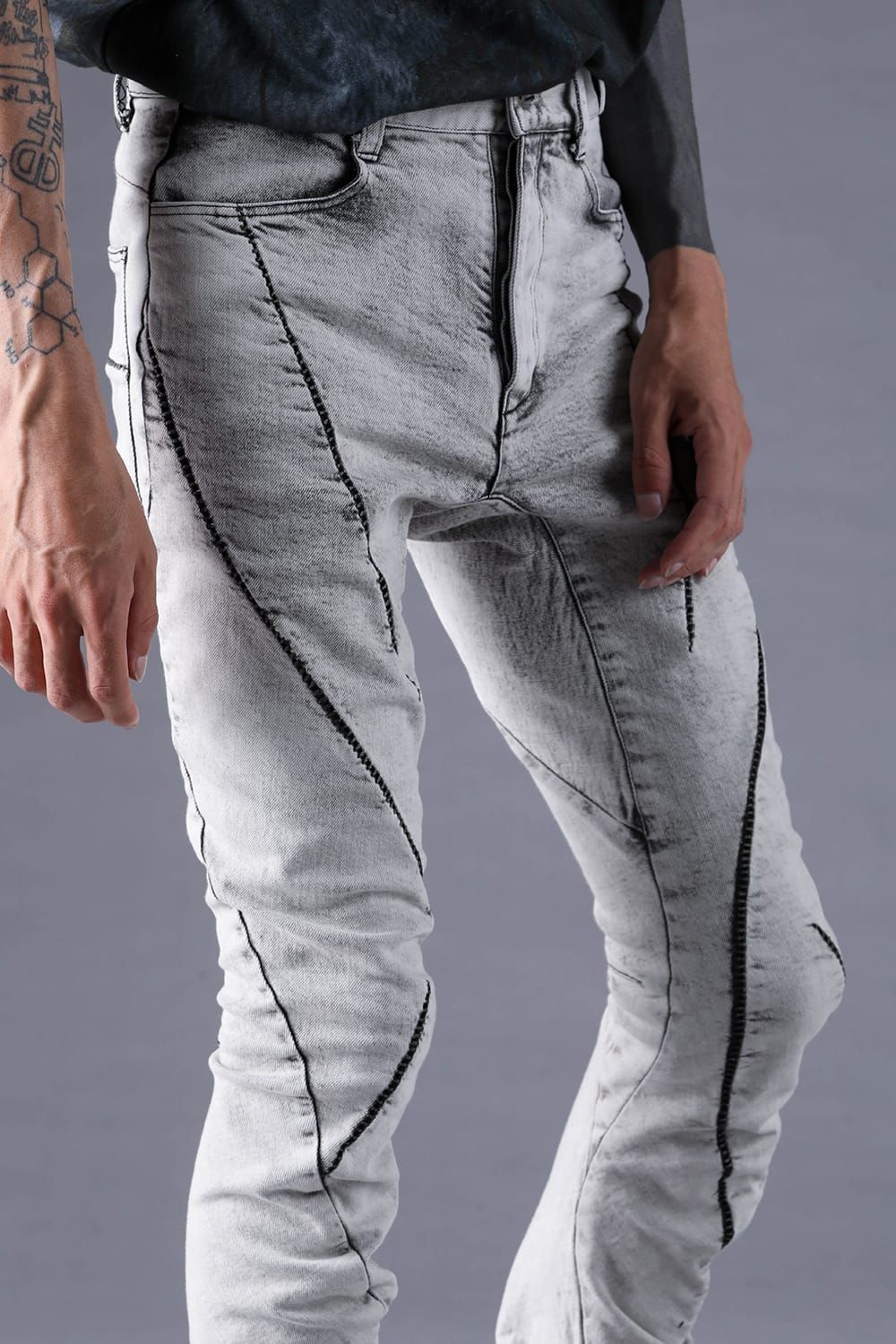 《2027SS先行予約分》Stretch Denim Overlock Twist Curve Pants"White" / ストレッチデニムオーバーロックツイストカーブパンツ"ホワイト"
