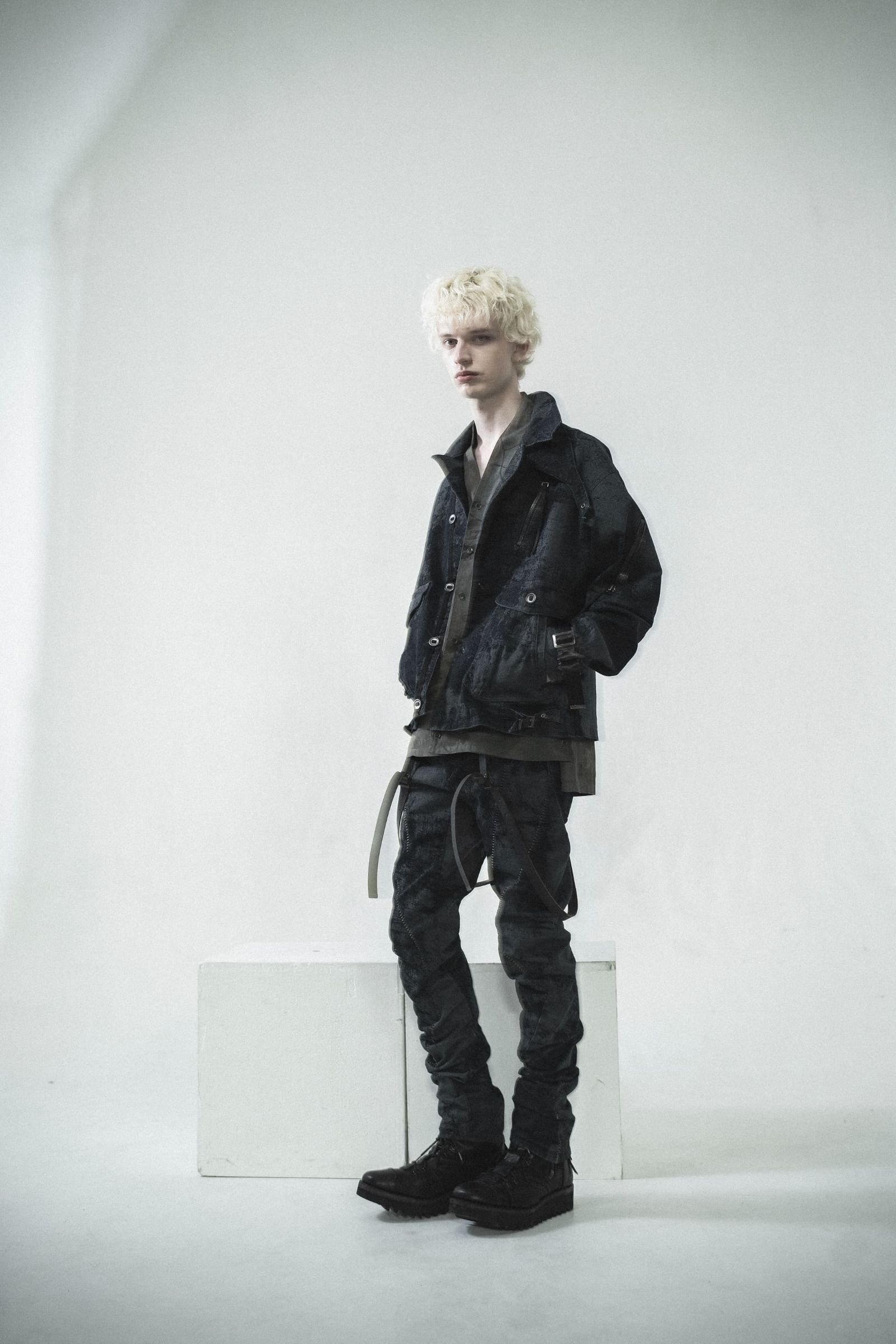 《2027SS先行予約分》Brushed-Coated Twist Curve Pants"Black" / ブラッシュコーティングツイストカーブパンツ"ブラック"