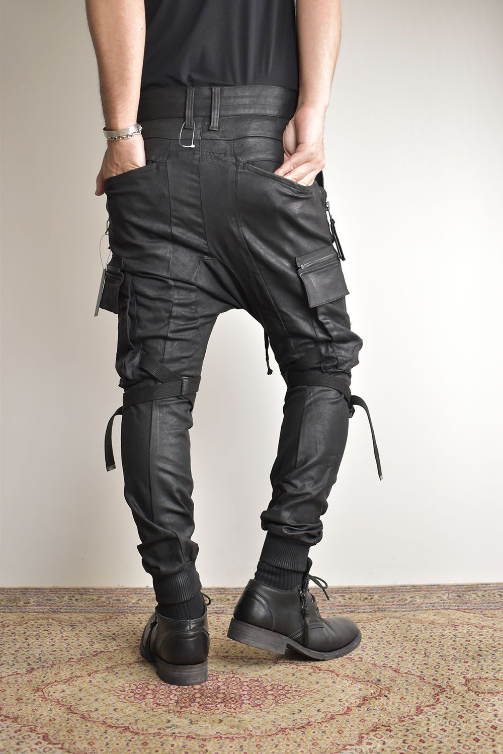 Product-Coated Jersey-Like Denim Cargo Jog Pants"Black" / 製品コーティングジャージーライクデニムカーゴジョグパンツ"ブラック"